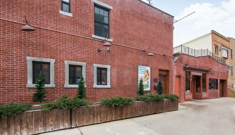 More Photos Of 312 Leonard St, Brooklyn Storefront Retail Residential For Lease