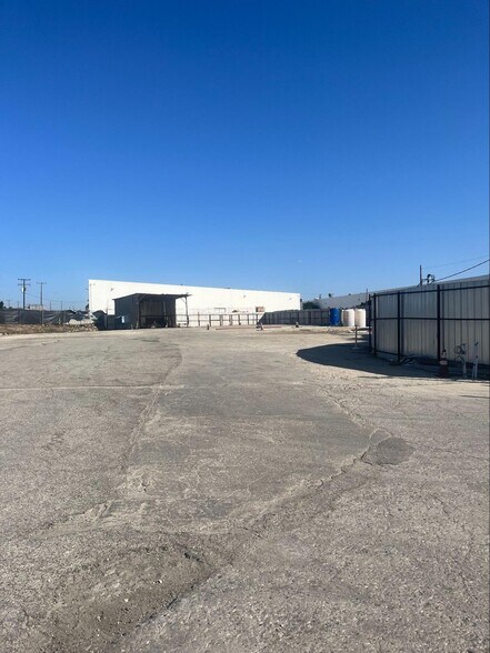 More Photos Of 378 W 133rd St, Los Angeles Land For Lease