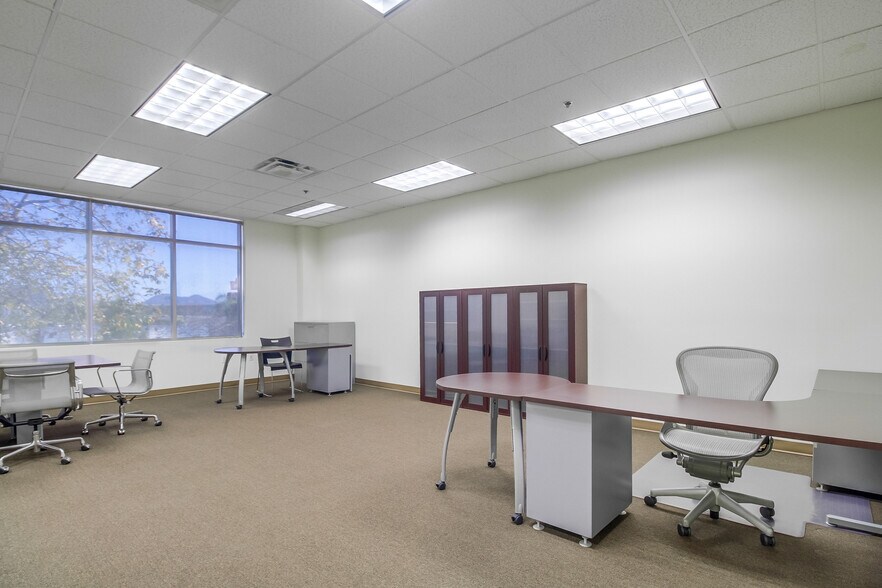 More Photos Of 1568 Lancaster Point Way, San Diego Flex For Sale