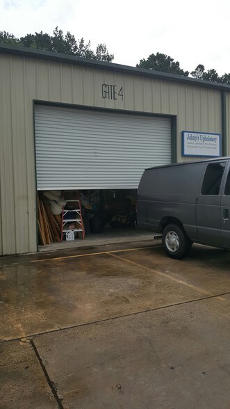 More Photos Of 8211 Fairbanks White Oak, Houston Unknown For Lease