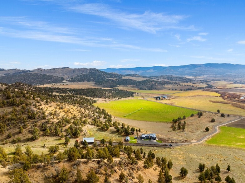 More Photos Of 28000 SE Paulina Hwy, Prineville Land For Sale
