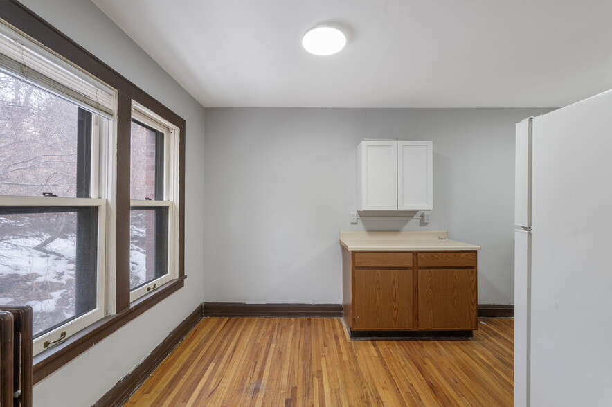 More Photos Of 487 Grand Ave, Saint Paul Apartments For Sale