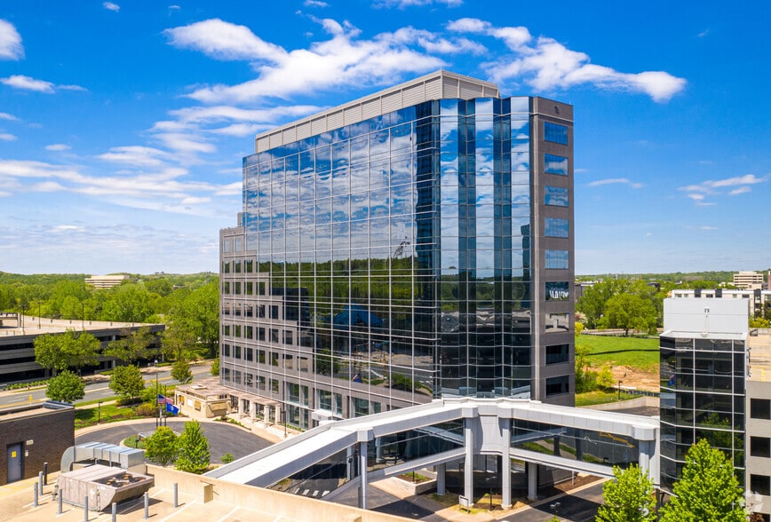 More Photos Of 8000-8500 Normandale Lake Blvd, Bloomington Unknown For Lease