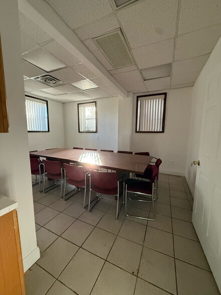 More Photos Of 7840 164th St, Fresh Meadows Apartments For Lease