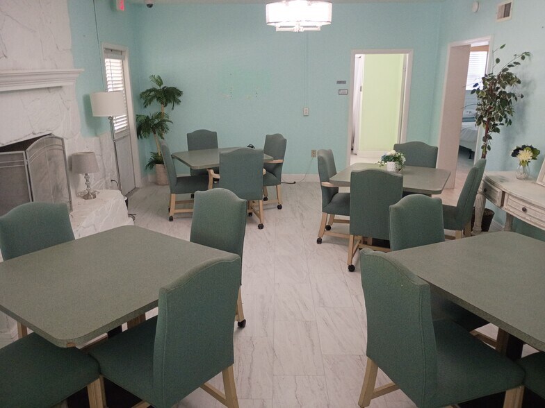 More Photos Of 315 Addison Dr, Punta Gorda Assisted Living For Sale