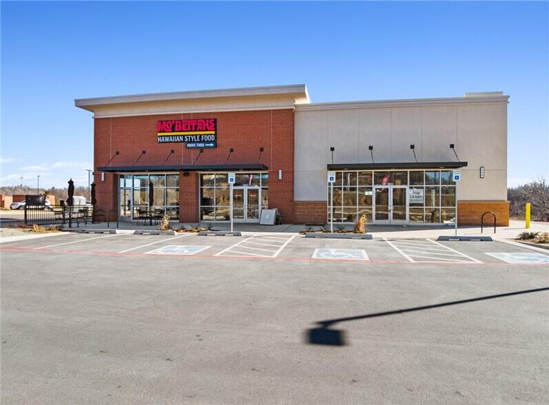 More Photos Of 1140-1148 S Bryant Ave, Edmond Restaurant For Sale