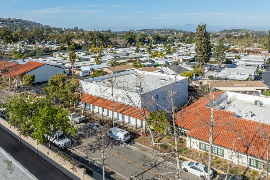 More Photos Of 26391 Calle Rolando, San Juan Capistrano Showroom For Lease