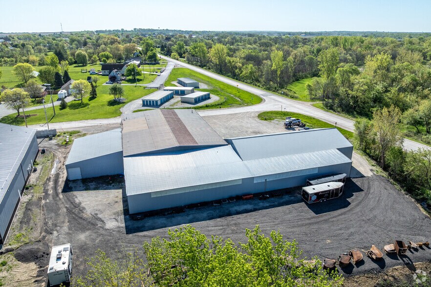 More Photos Of 18983 Wendover Ave, Granger Warehouse For Sale