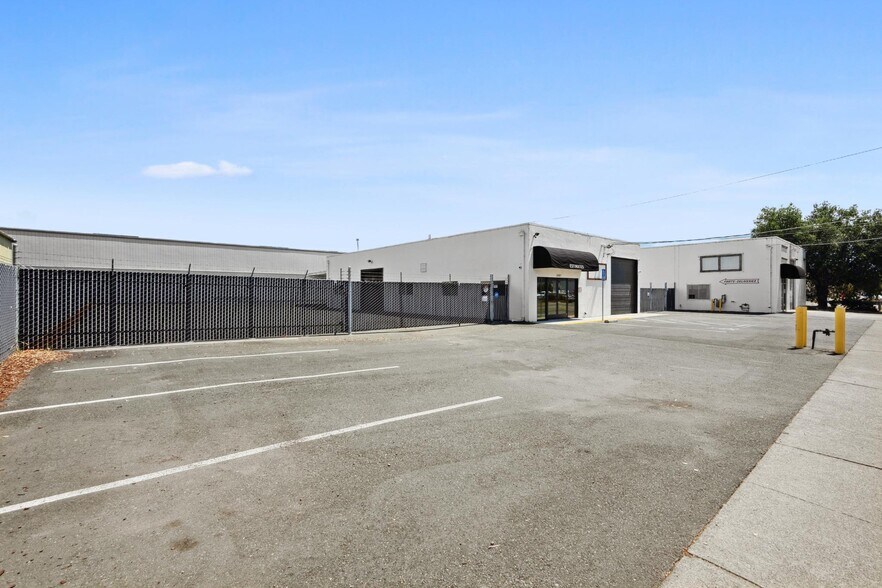 Primary Photo Of 2475-2487 Bluebell Dr, Santa Rosa Industrial For Sale