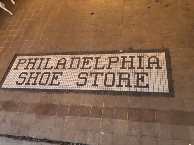 More Photos Of 245 Locust St, Columbia Restaurant For Lease