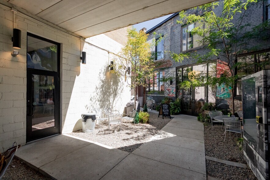 More Photos Of 1486 Gratiot Ave, Detroit Storefront For Sale