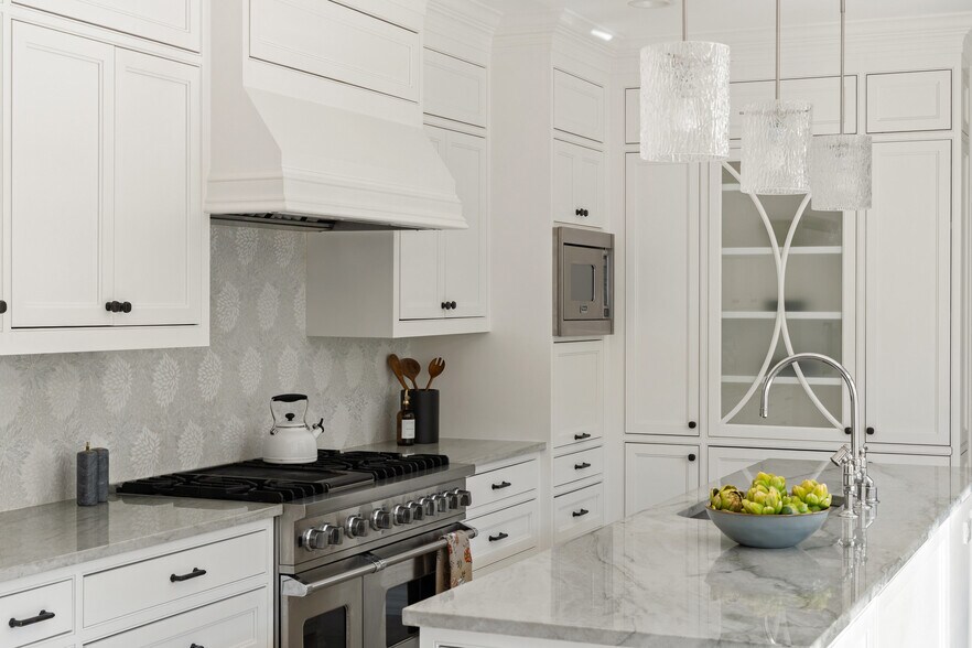 More Photos Of 1810 W 35th St, Austin Specialty For Sale