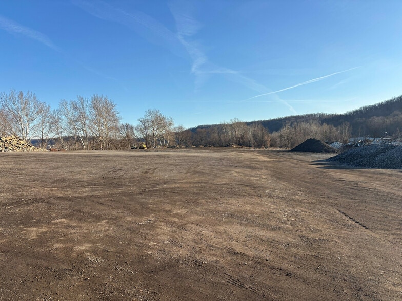 Primary Photo Of 760 Atlantic Avenue, Elizabeth Land For Lease