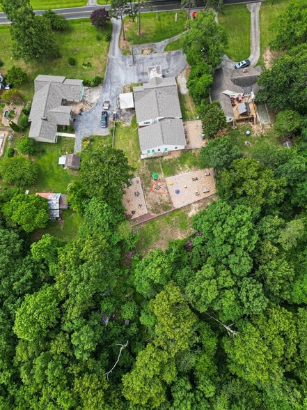 More Photos Of 824 Temple Rd, Bremen Daycare Center For Sale