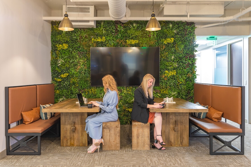 More Photos Of 515 N Flagler Dr, West Palm Beach Coworking Space