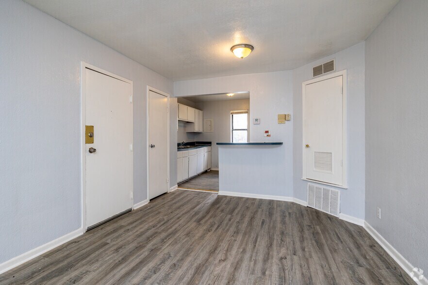 More Photos Of 8208 Troost Ave, Kansas City Apartments For Sale