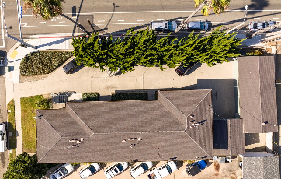 More Photos Of 2-12 College Dr, Ventura Apartments For Sale