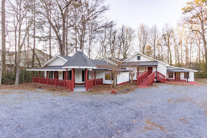 More Photos Of 1422 Mineral Springs Rd, Dalton Office For Sale