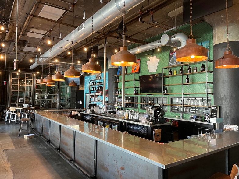 More Photos Of 990 Spring Garden St, Philadelphia Loft Creative Space For Lease