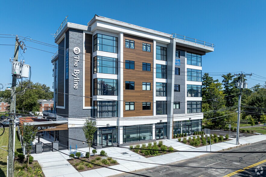 More Photos Of 920-924 Farmington Ave, West Hartford Apartments For Lease