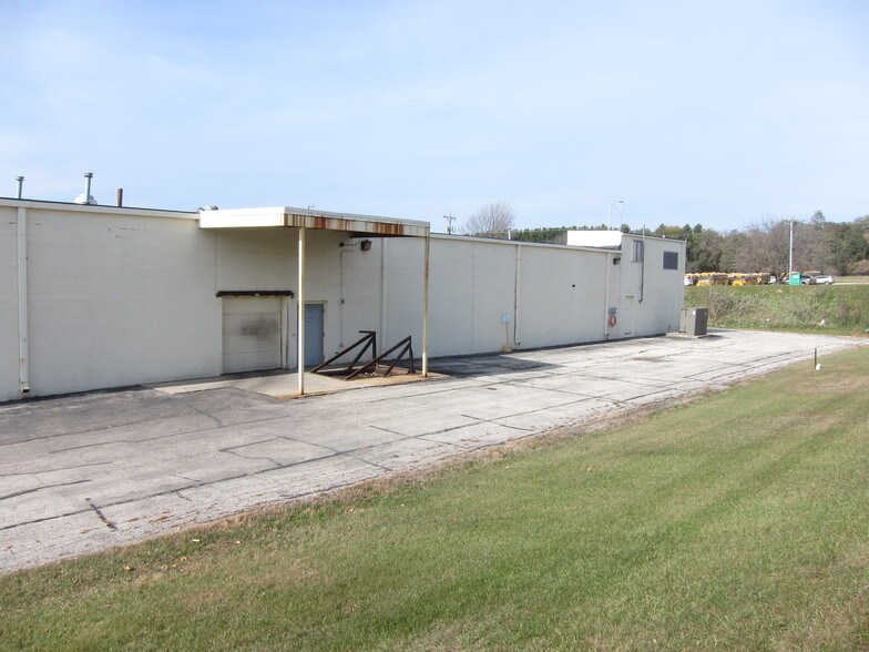 More Photos Of 720-756 Broadway St, Berlin Freestanding For Sale