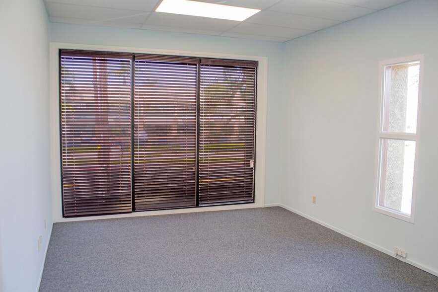 More Photos Of 15052 Springdale St, Huntington Beach Medical For Lease