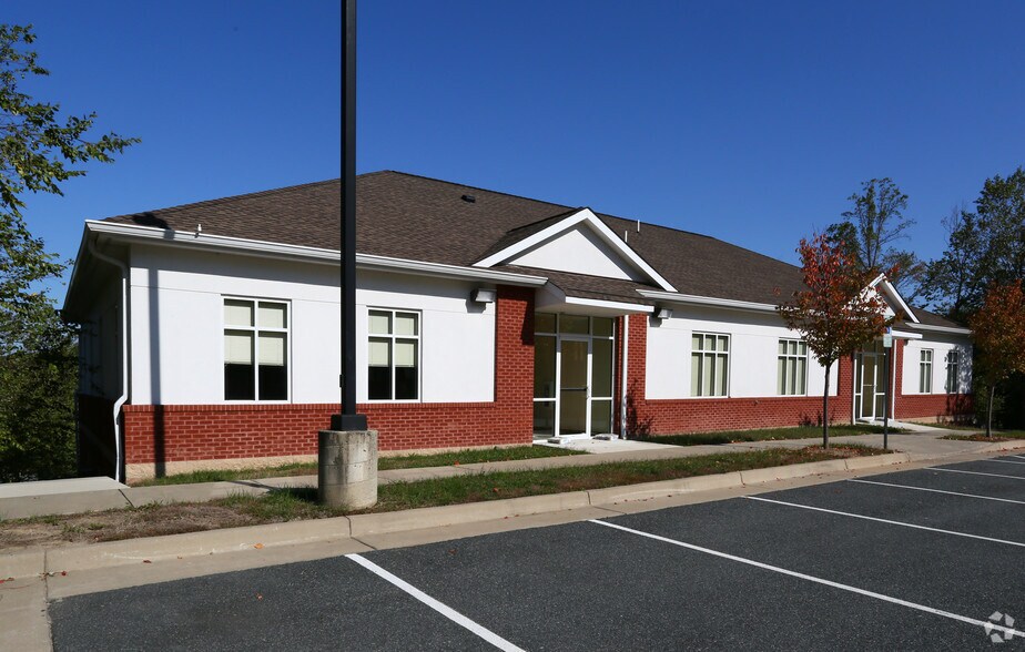 More Photos Of 20 PGA Dr, Stafford Office For Lease