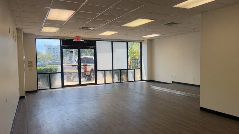 More Photos Of 3980 Tampa Rd, Oldsmar Office For Lease