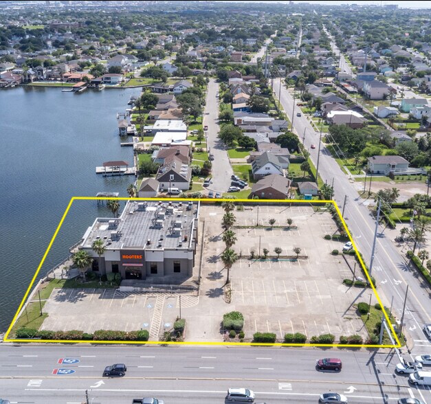 More Photos Of 6028 Heards Ln, Galveston Restaurant For Sale