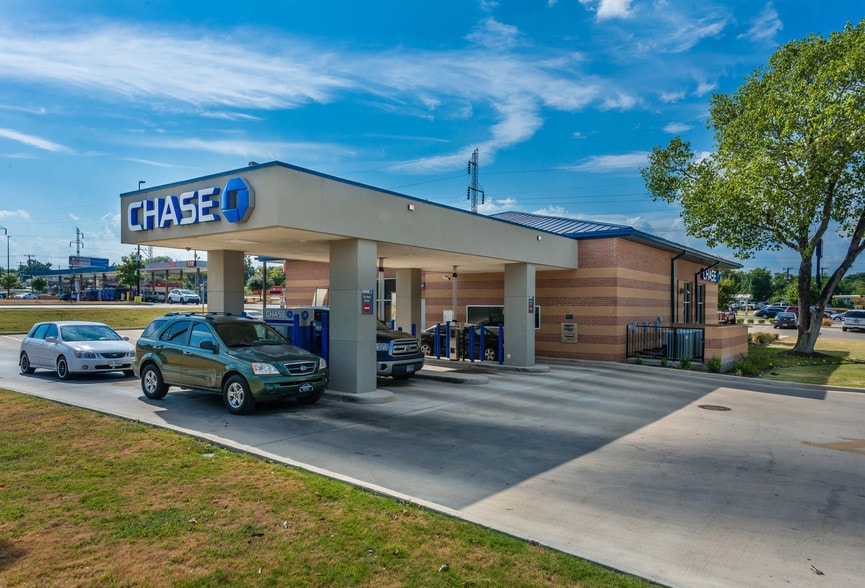 More Photos Of 1434 Austin Hwy, San Antonio Bank For Lease