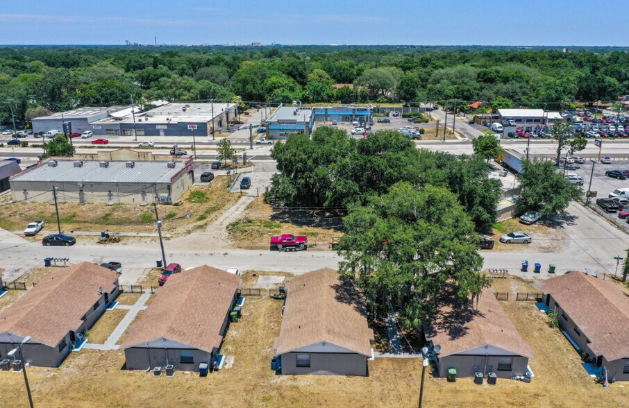 More Photos Of 4507-4517 E Giddens Ave, Tampa Multifamily For Sale