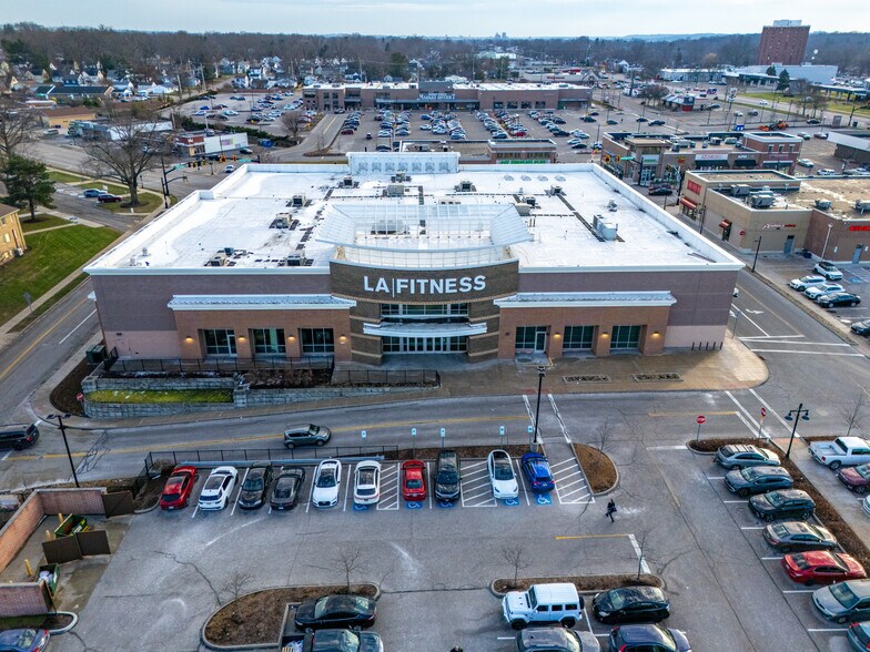 More Photos Of 1969 Portage Trl, Cuyahoga Falls Health Club For Sale