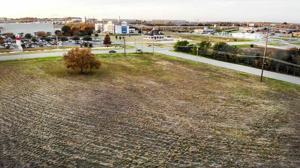 More Photos Of 2410 N Rockford Rd, Ardmore Land For Sale