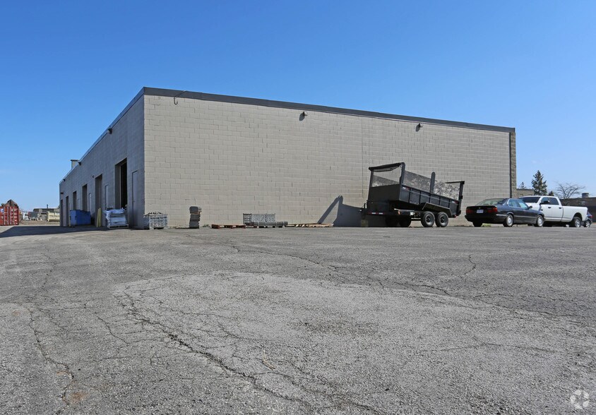 More Photos Of 100 Lancing Dr, Hamilton Warehouse For Lease