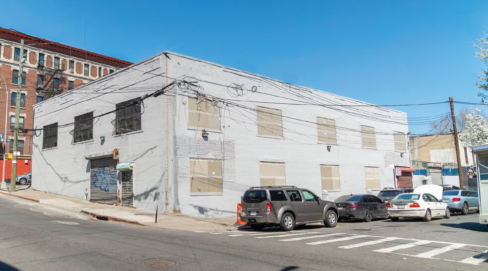 Primary Photo Of 355 E 173rd St, Bronx Service For Lease