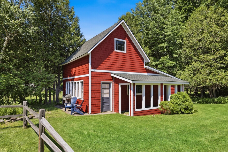 More Photos Of 1834 NY-73 Scenic, Keene Valley Hospitality For Sale