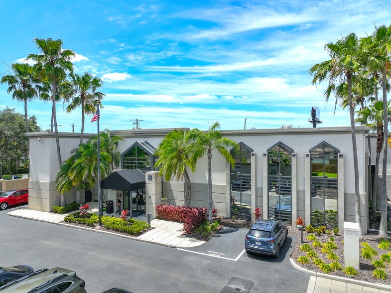 More Photos Of 3709 W Jetton Ave, Tampa Office For Sale
