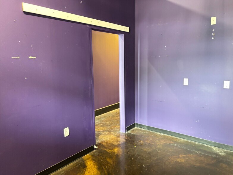 More Photos Of 1905 Rice Rd, Matthews Unknown For Lease