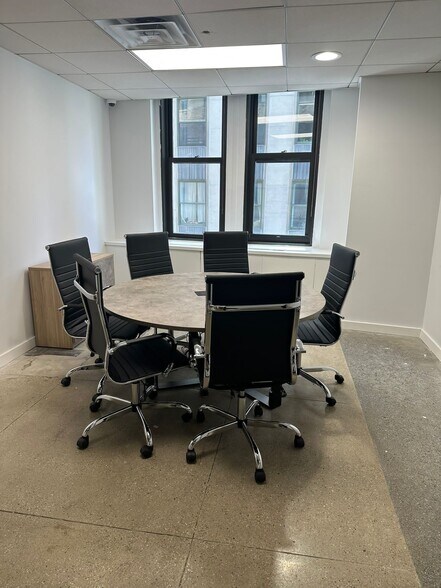 More Photos Of 111 John St, New York Office For Lease