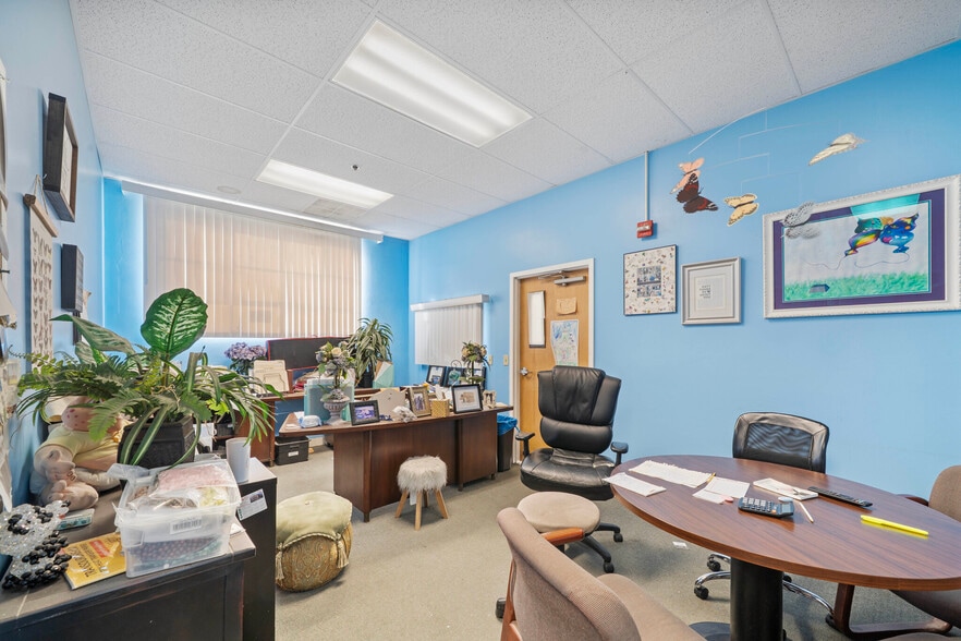 More Photos Of 950 Jennings St, Bethlehem Manufacturing For Sale