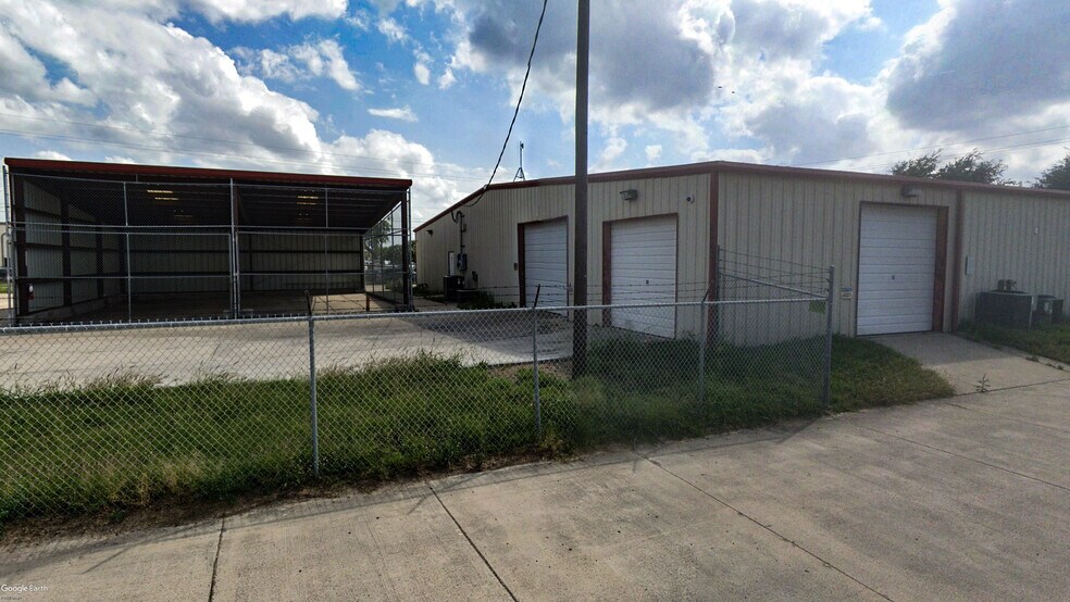 More Photos Of 1718 S 28th Ave, Edinburg Warehouse For Lease