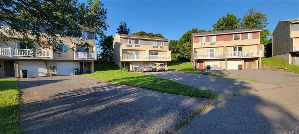 More Photos Of 205-274 Robert Dr, Syracuse Apartments For Sale