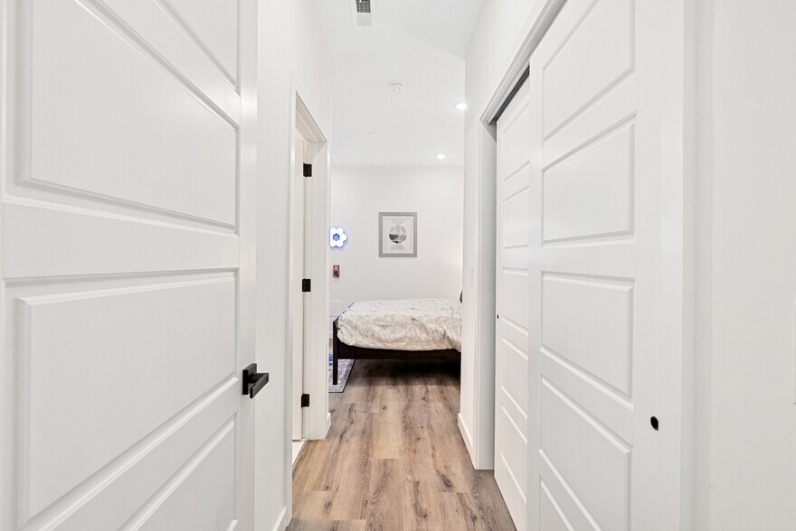 More Photos Of 1735 S 23rd St, Philadelphia Apartments For Sale