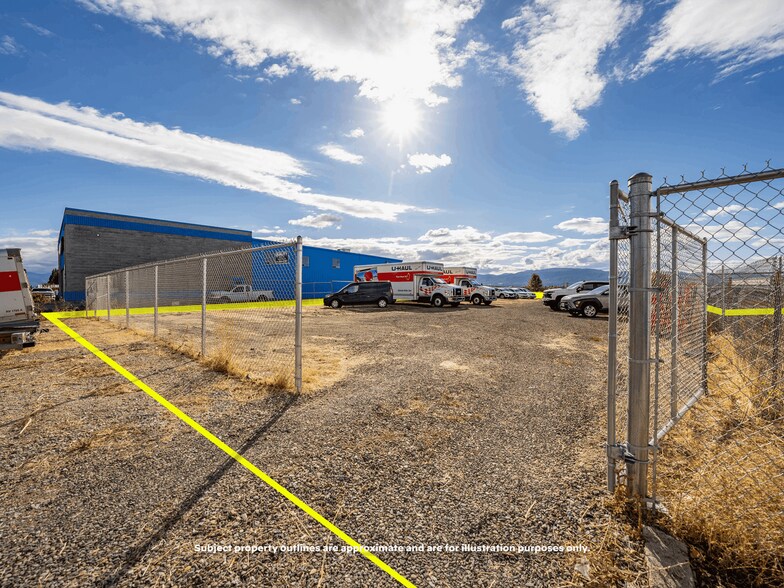 More Photos Of 3811 Crater Lake Hwy, Medford Warehouse For Sale