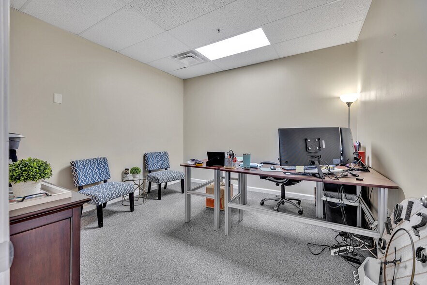 More Photos Of 1512 Nashville Hwy, Columbia Manufacturing For Lease