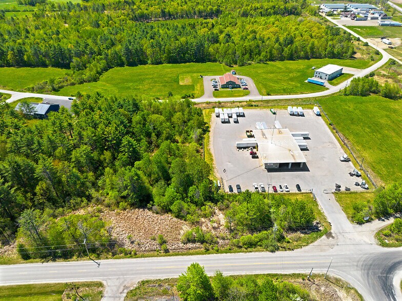 More Photos Of 122 Lyons Rd, Sidney Industrial For Sale
