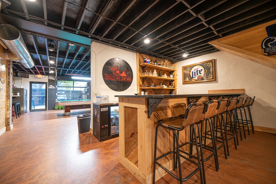 More Photos Of 344 N Broad St, Bainbridge Restaurant For Sale