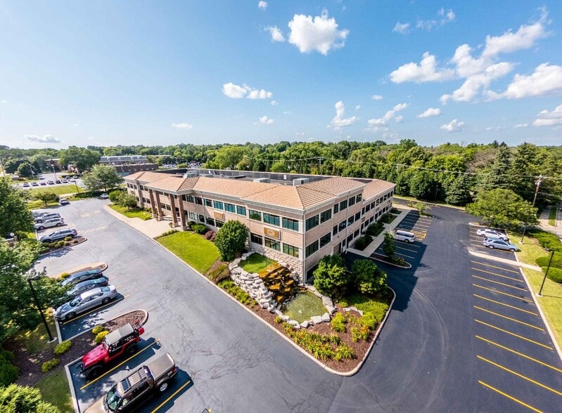 More Photos Of 17280 W North Ave, Brookfield Medical For Lease