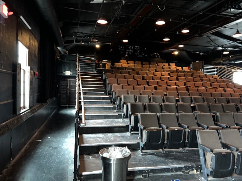 More Photos Of 28 Market St, Warren Theater Concert Hall For Sale