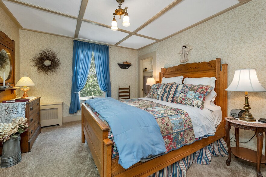 More Photos Of 404 US Route 302, Glen Hospitality For Sale